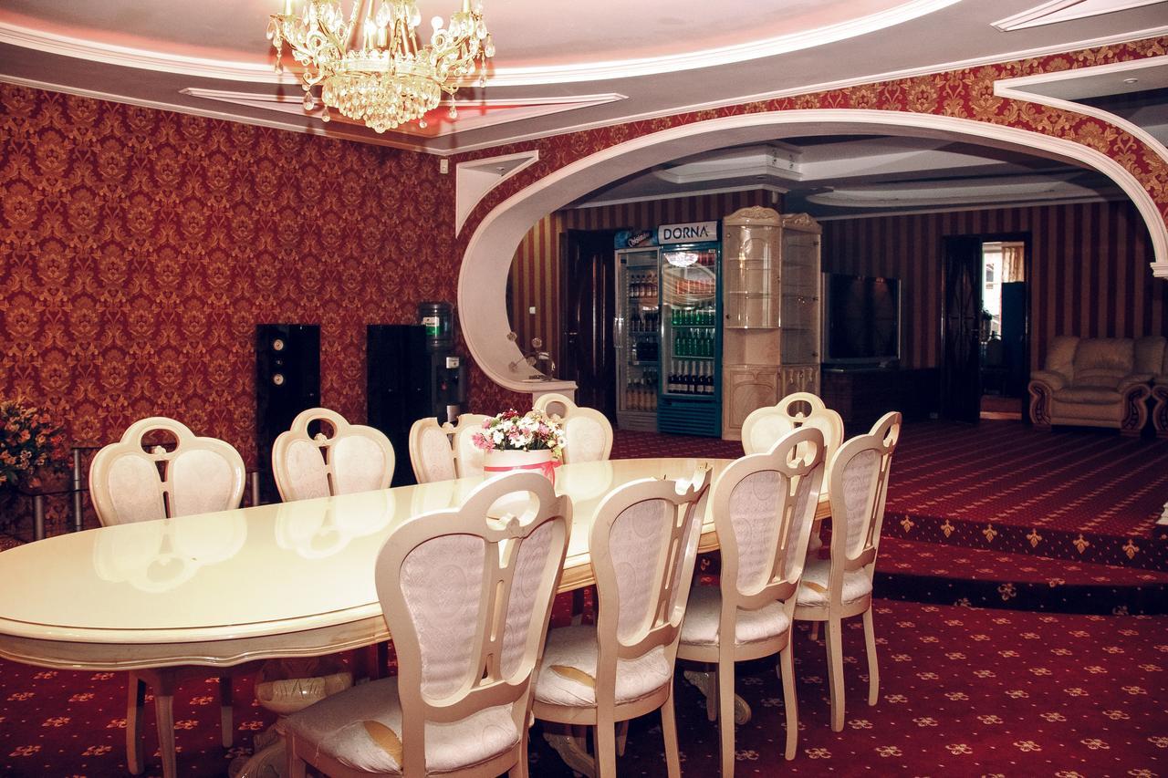 Hotel Gold Lion Kiszyniów Zewnętrze zdjęcie