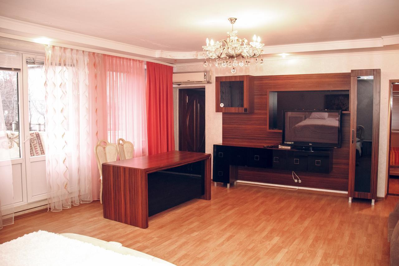 Hotel Gold Lion Kiszyniów Zewnętrze zdjęcie